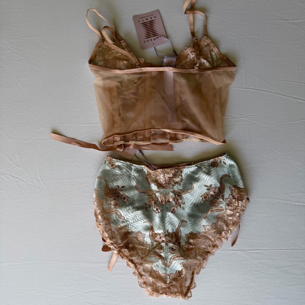 Savage x Fenty XS Matching Satin & Lace Corset Set - Nude & Mint - Picture 2 of 5